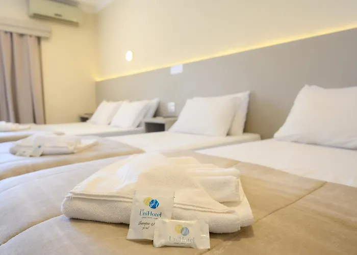 Colonial Flat Hotel